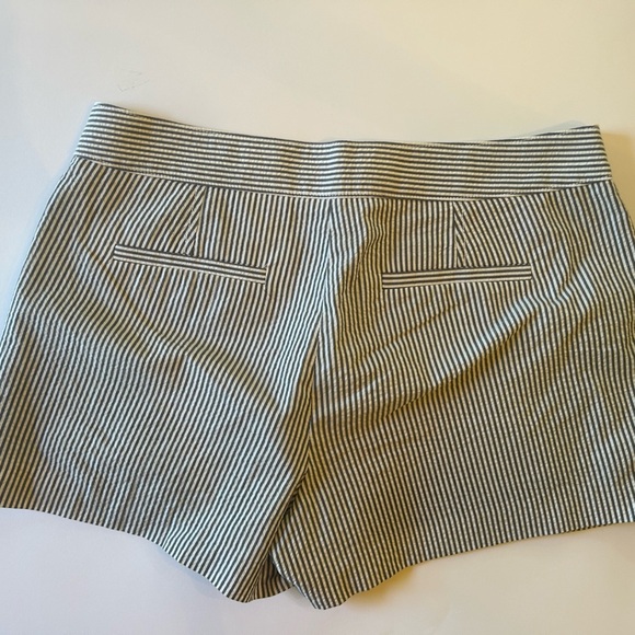 J Crew Seersucker Shorts Size 6 - Picture 7 of 15